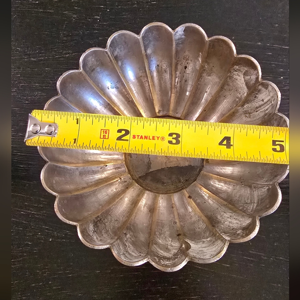 Vintage India Silver Plate Floral Decorative Bowl - Picture 5 of 6